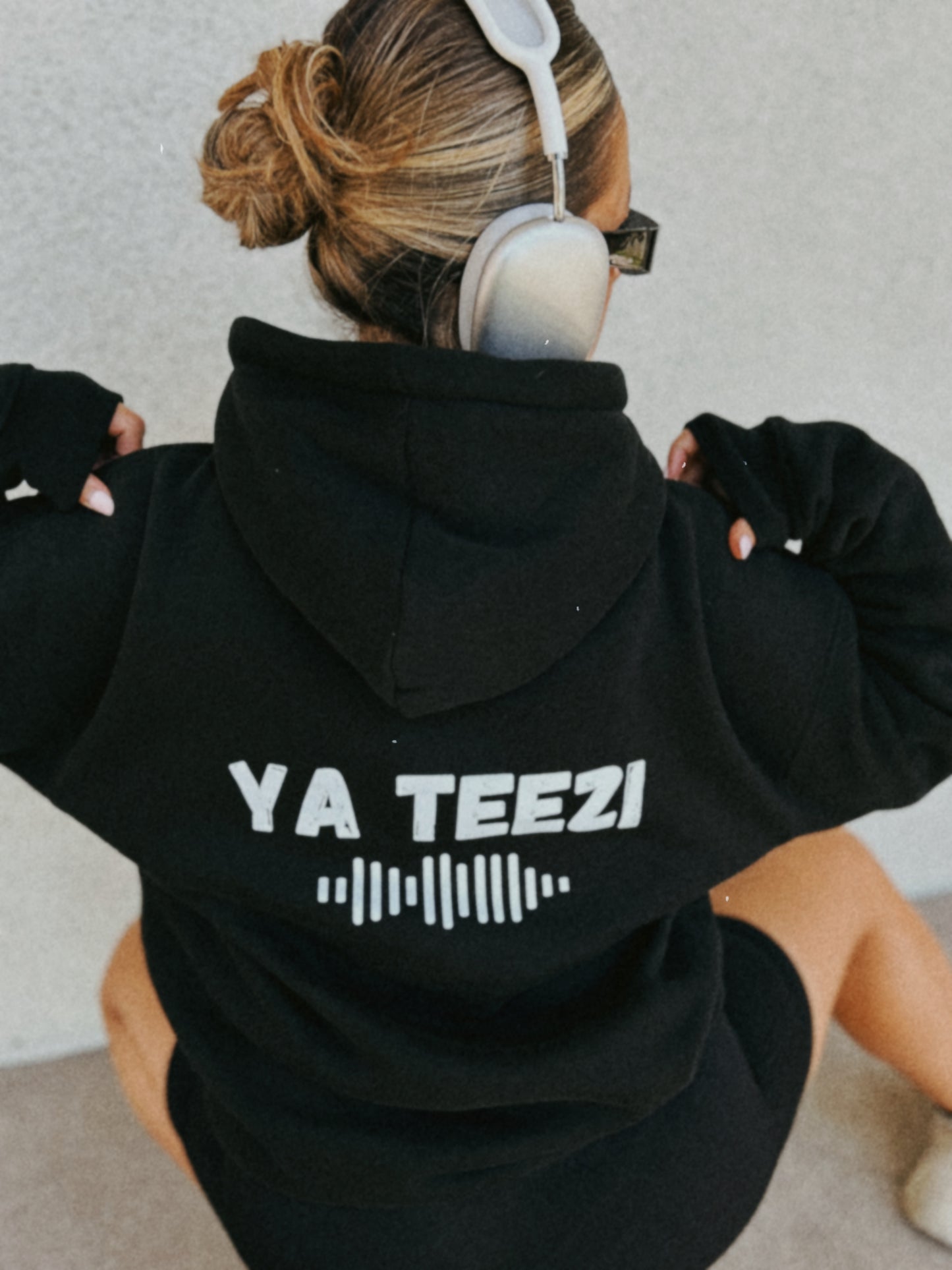 UNISEX OVERSIZED HOODIE - YA TEEZI